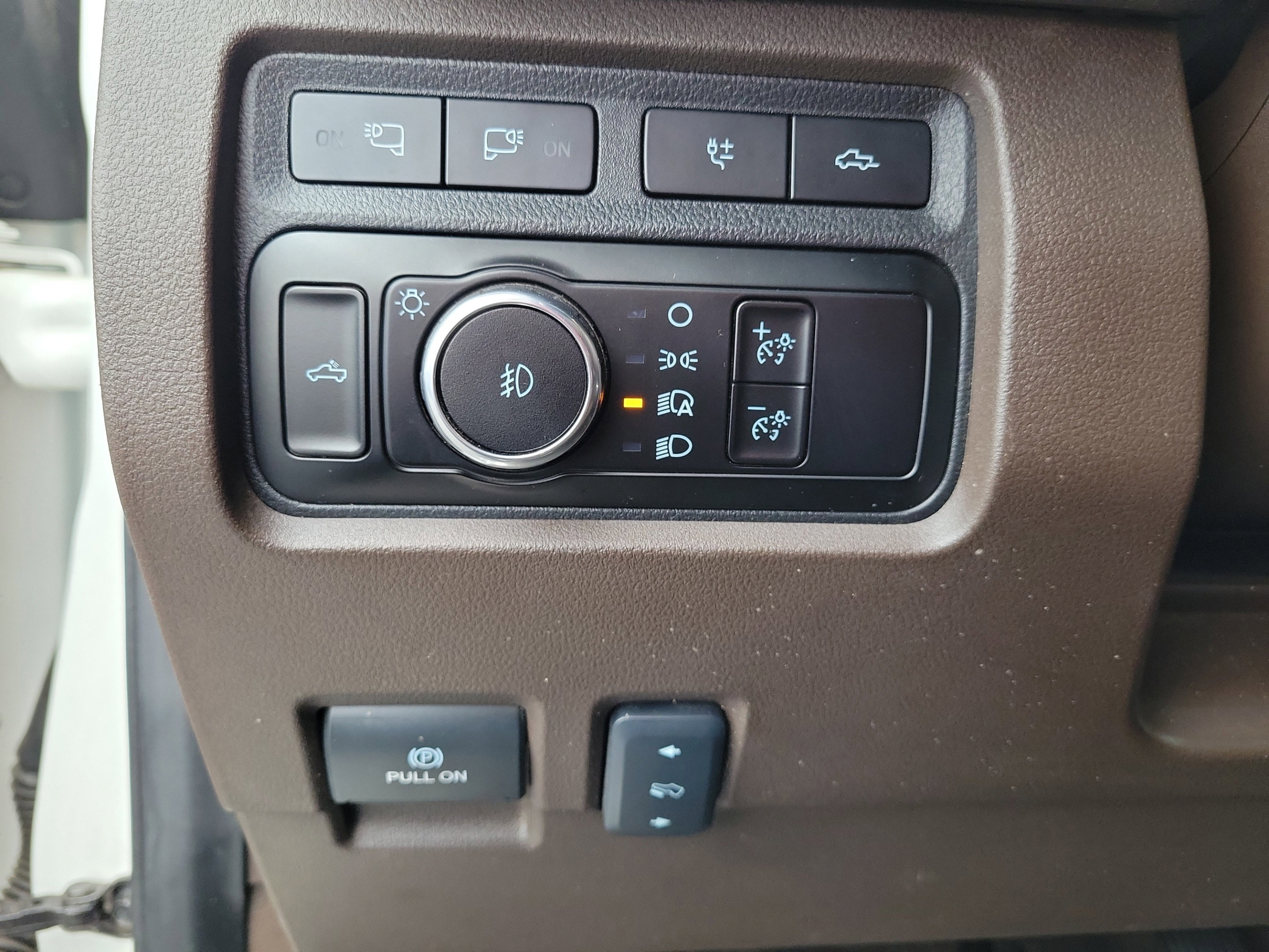 Used 2023 Ford F250 King Ranch w/ Chrome Package AWD/4WD image 21