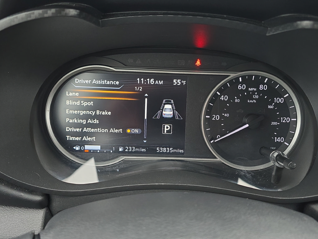 Used 2024 Nissan Versa SR FWD image 16