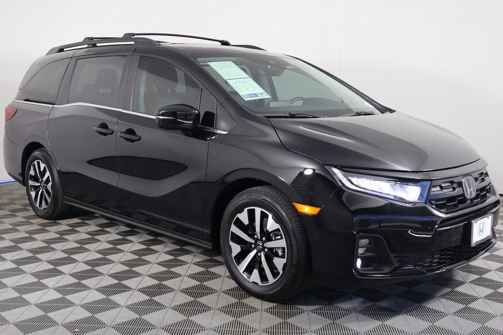 Used 2025 Honda Odyssey EX-L image 3