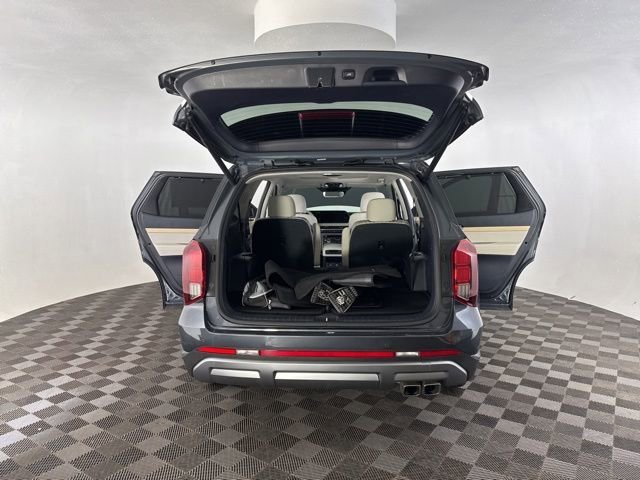 Used 2024 Hyundai Palisade Limited AWD/4WD image 20