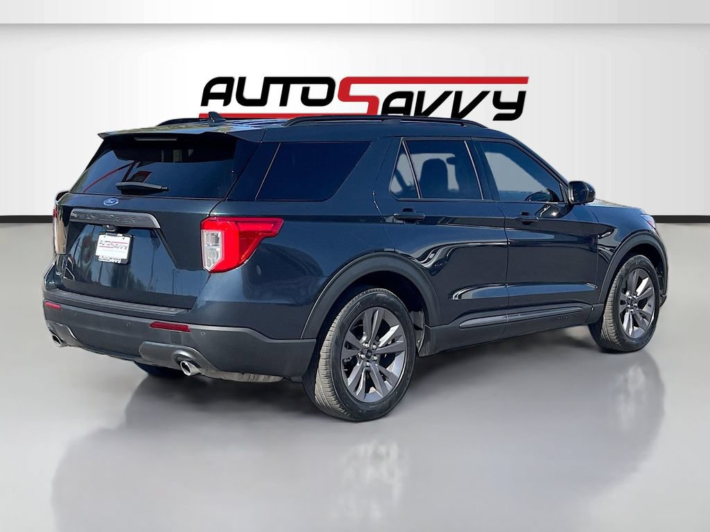 Used 2023 Ford Explorer XLT w/ Equipment Group 202A RWD image 7