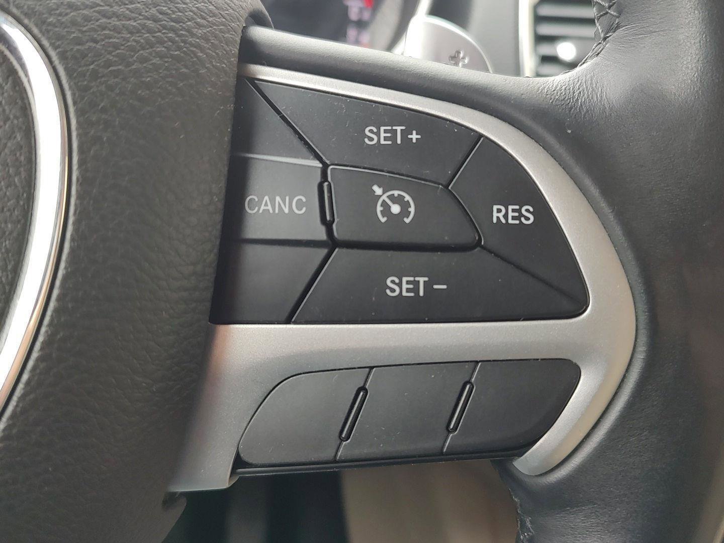 Used 2014 Dodge Durango Limited w/ Premium Group image 15