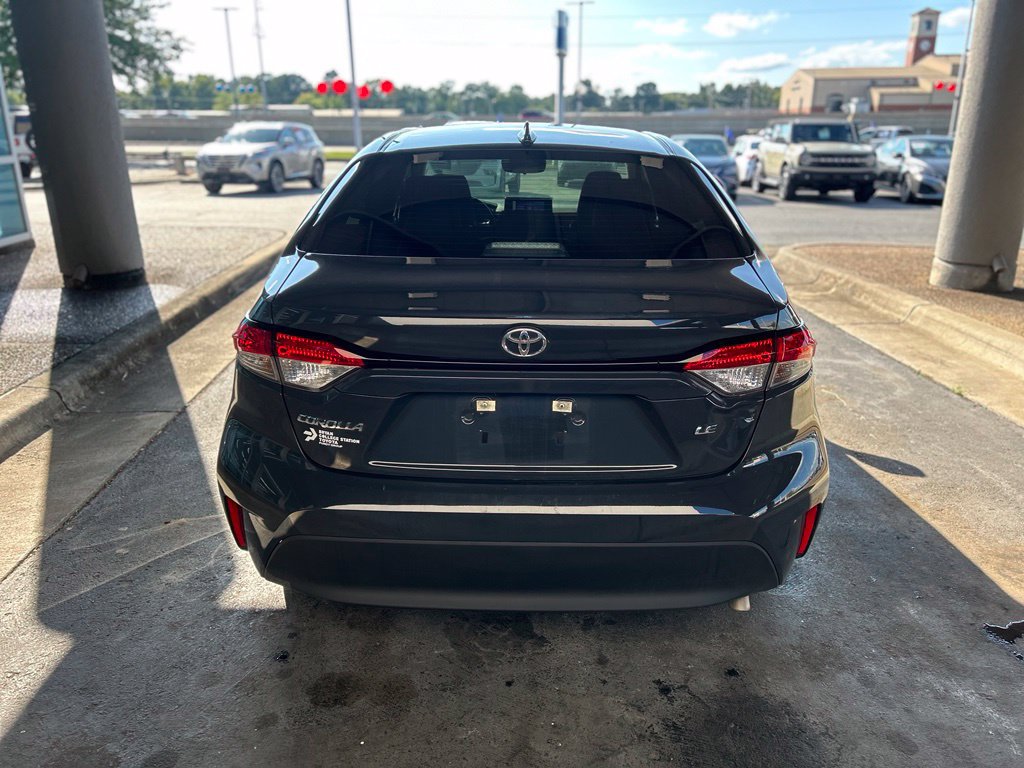 Used 2024 Toyota Corolla LE FWD image 6