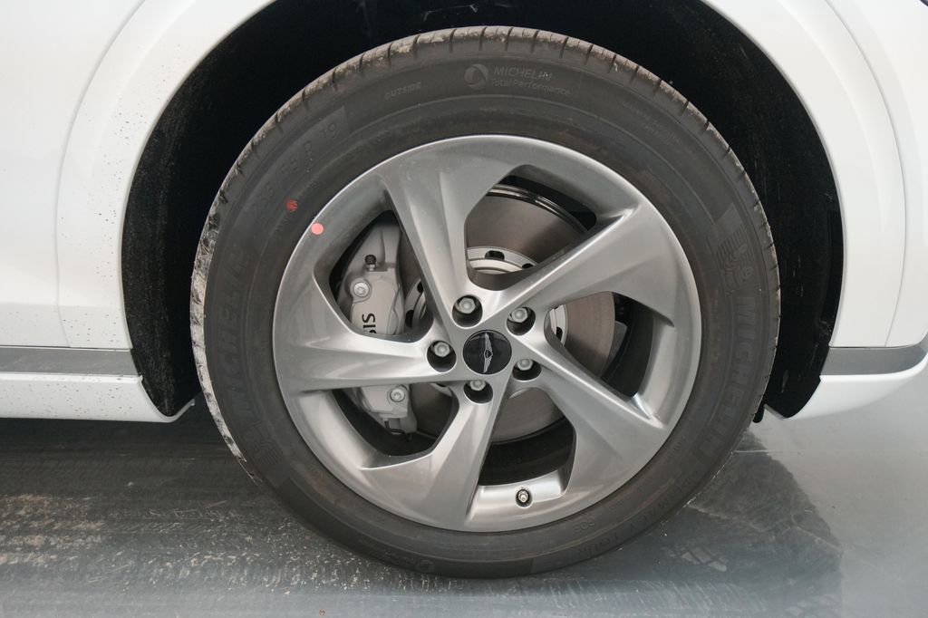 New 2026 Genesis GV70 2.5T image 11