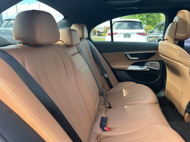 Used 2026 Mercedes-Benz E 350 4MATIC Sedan image 31