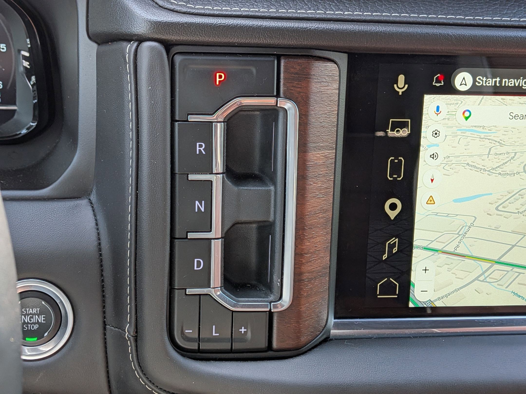 Used 2024 GMC Yukon Denali Ultimate image 28