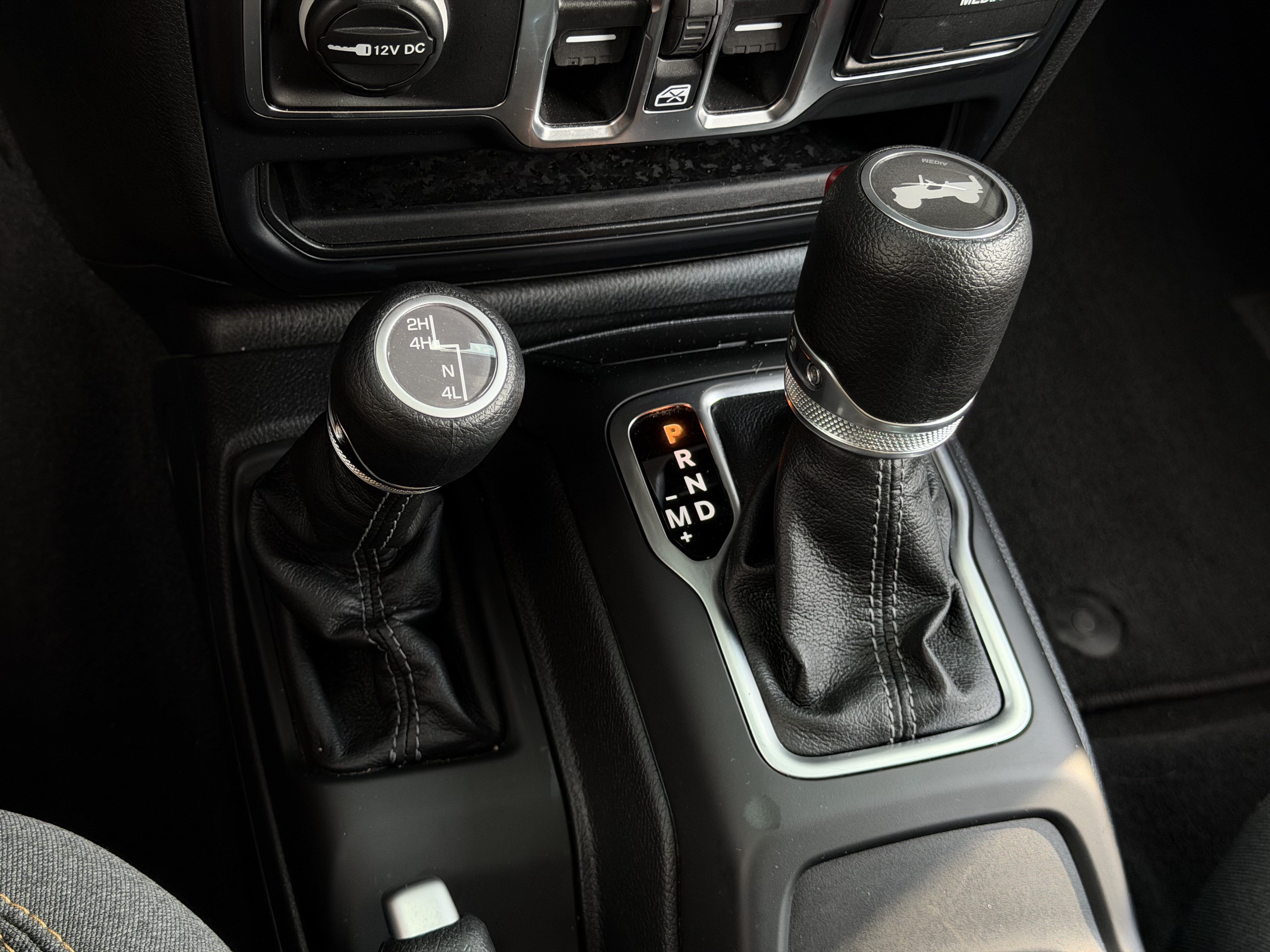 Used 2026 Jeep Wrangler Unlimited Sahara AWD/4WD image 26