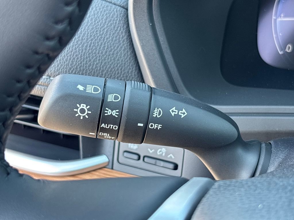 New 2026 Toyota Grand Highlander Limited image 17