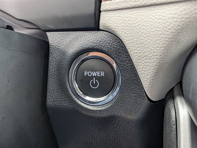 Used 2023 Toyota RAV4 Limited image 19