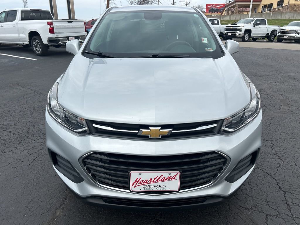 Used 2022 Chevrolet Trax LS w/ Tint and Cruise Package image 2