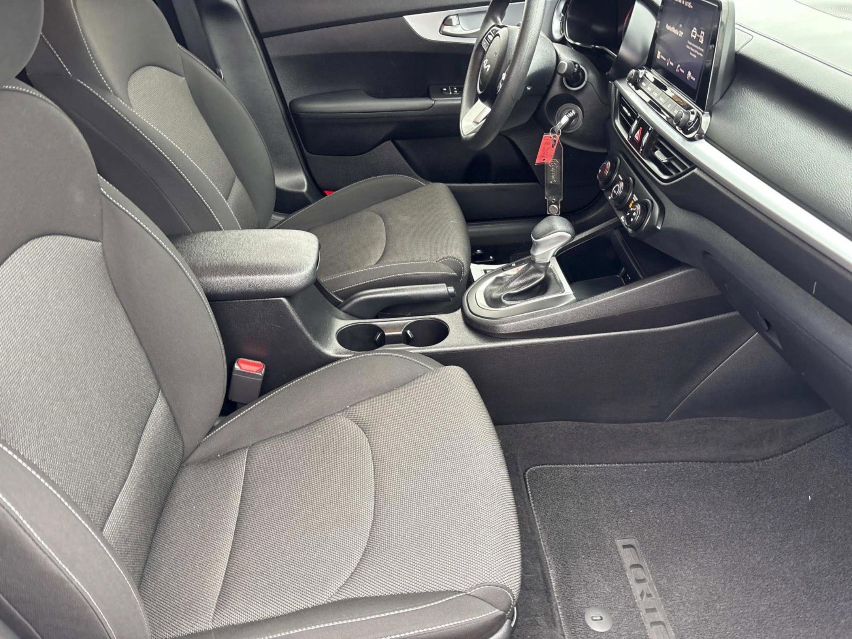 Used 2024 Kia Forte LXS image 20