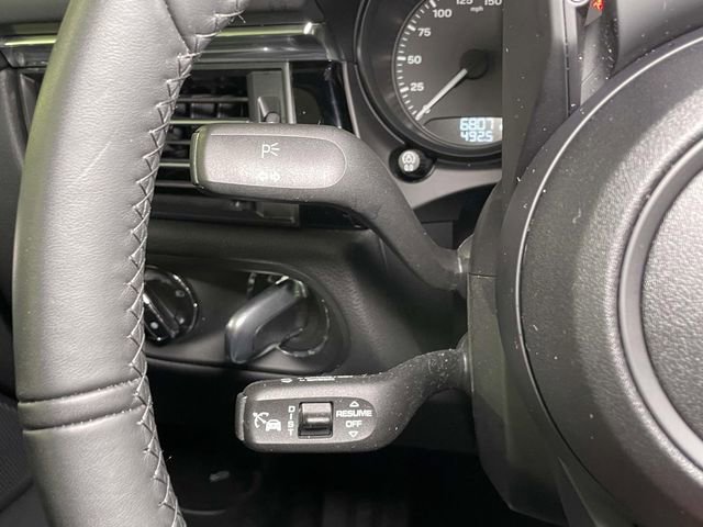 Certified 2025 Porsche Macan Turbo image 43