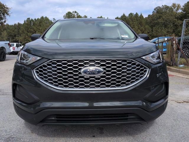 Certified 2024 Ford Edge SE image 8