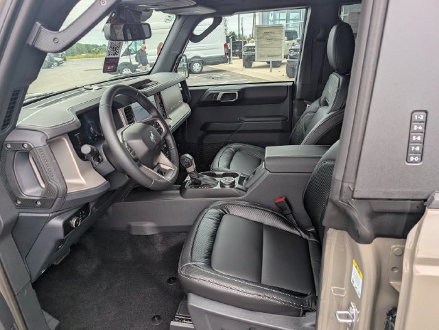 New 2026 Ford Bronco Outer Banks AWD/4WD image 13