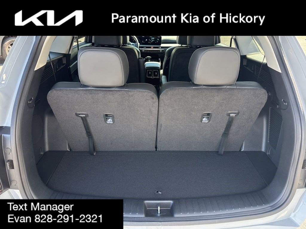 Used 2025 Kia Sorento SX FWD image 12