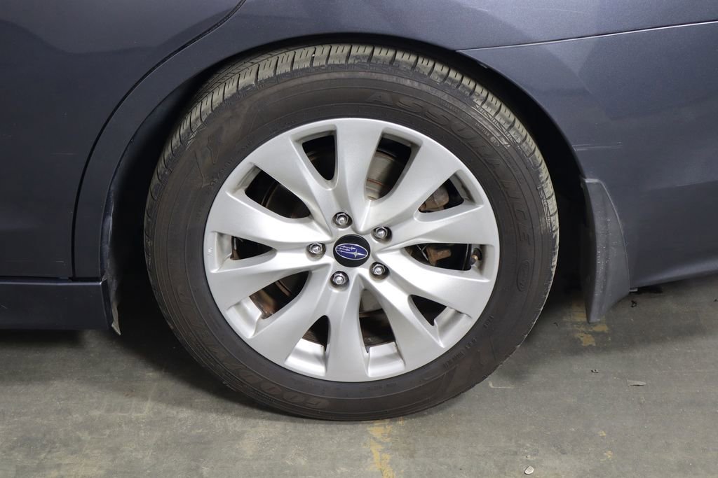 Used 2015 Subaru Legacy 2.5i Premium AWD/4WD image 45