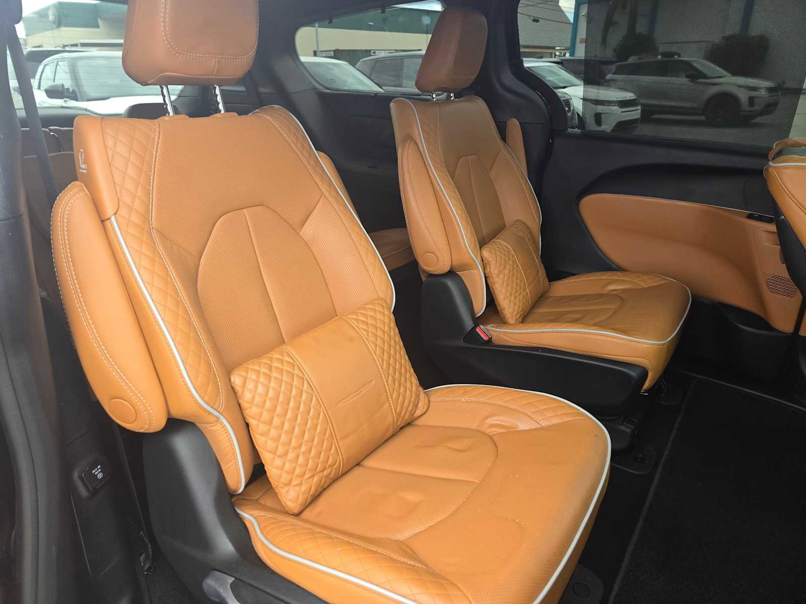 Used 2023 Chrysler Pacifica Pinnacle image 21