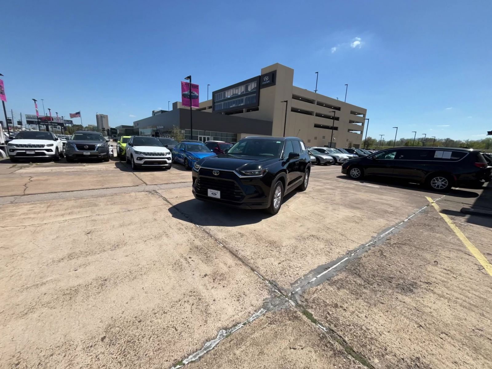 Used 2025 Toyota Grand Highlander FWD image 16