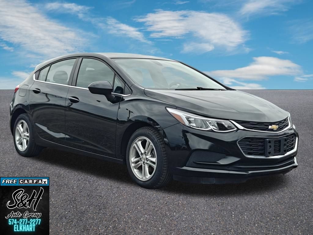 Used 2018 Chevrolet Cruze LT w/ LT True North Edition FWD image 3