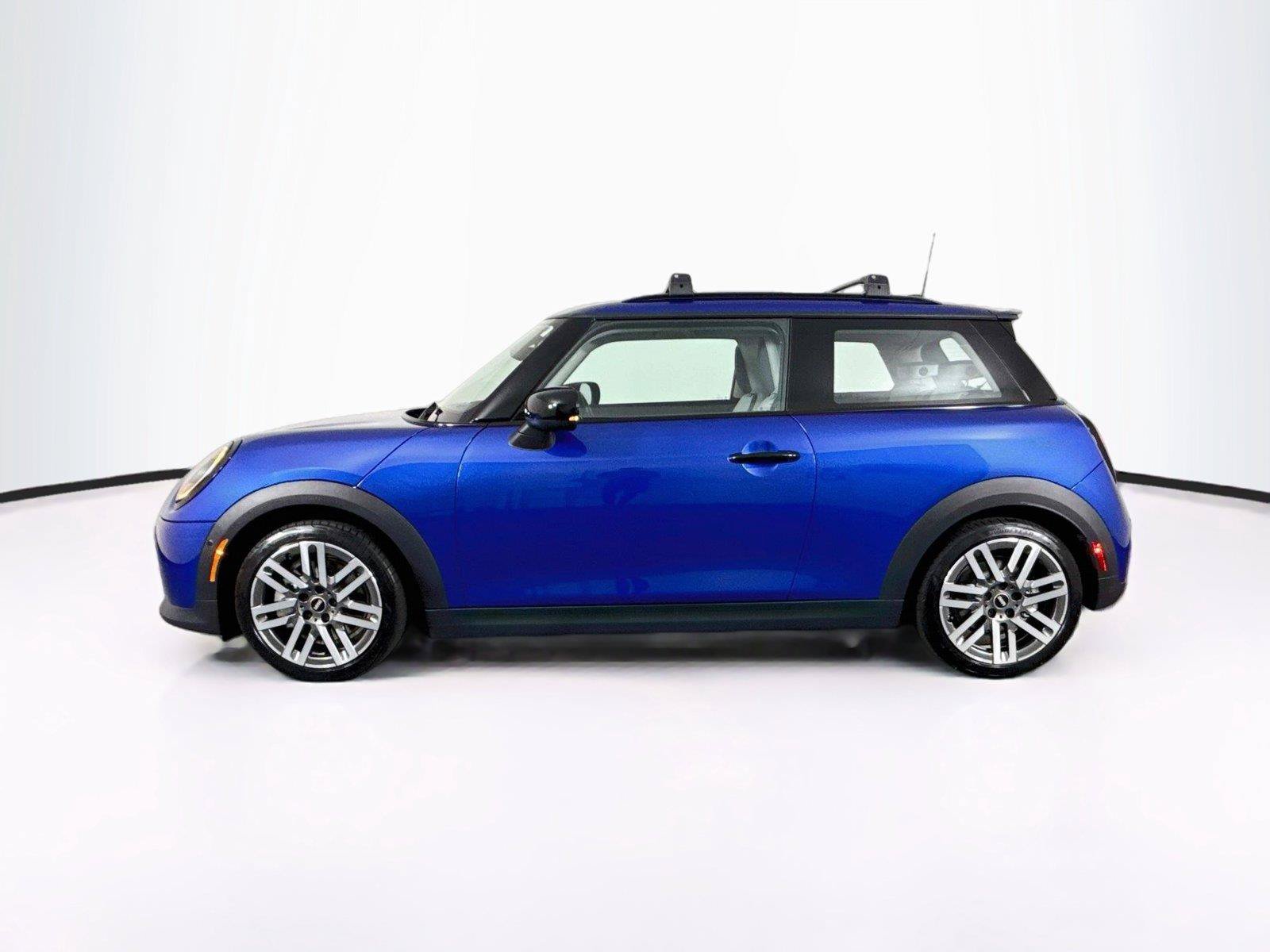 Used 2025 MINI Cooper S FWD image 14