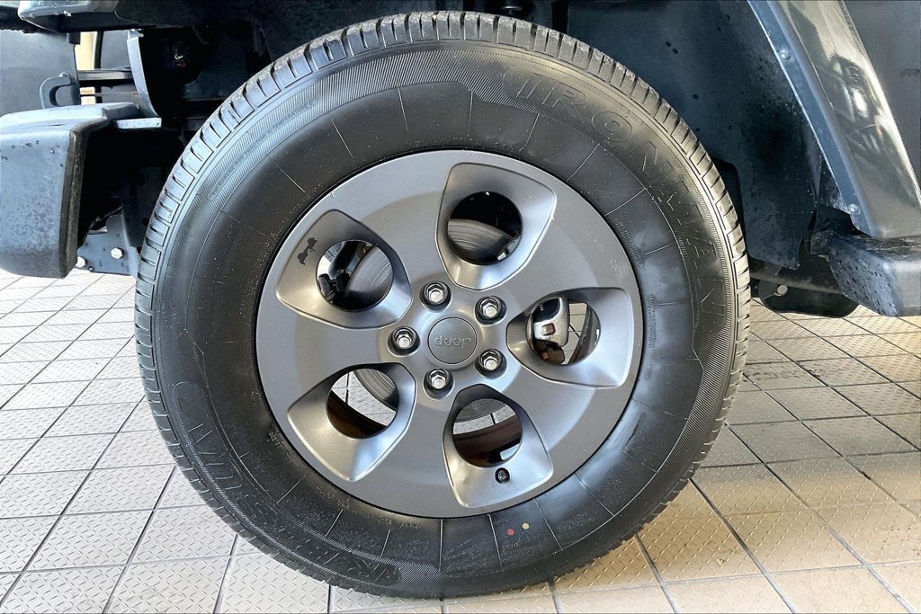 Used 2017 Jeep Wrangler Sport AWD/4WD image 27