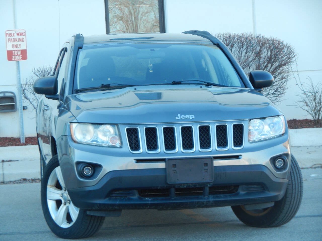 Used 2013 Jeep Compass Latitude AWD/4WD image 5