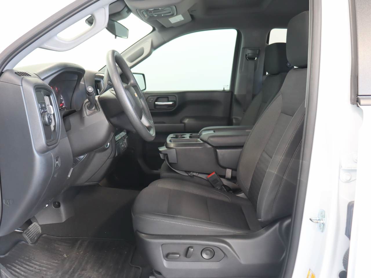 Certified 2023 Chevrolet Silverado 1500 Custom RWD image 8
