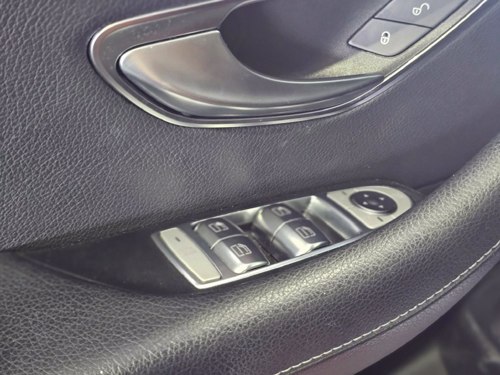 Used 2021 Mercedes-Benz E 350 Sedan w/ Premium Package image 27