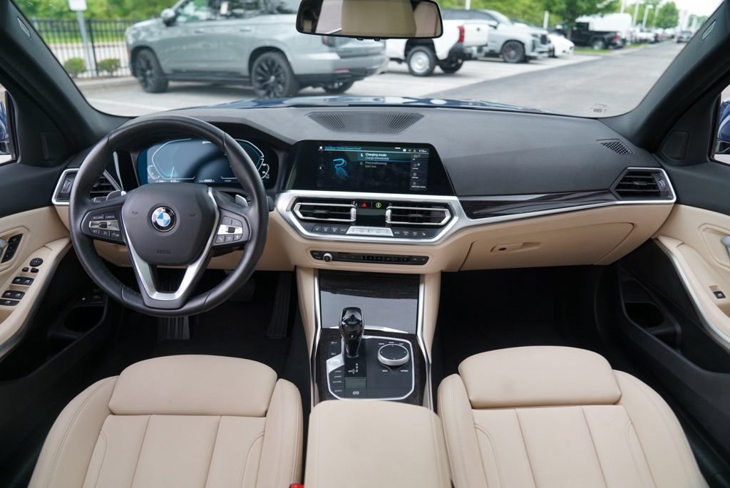 Used 2021 BMW 330e xDrive AWD/4WD image 38