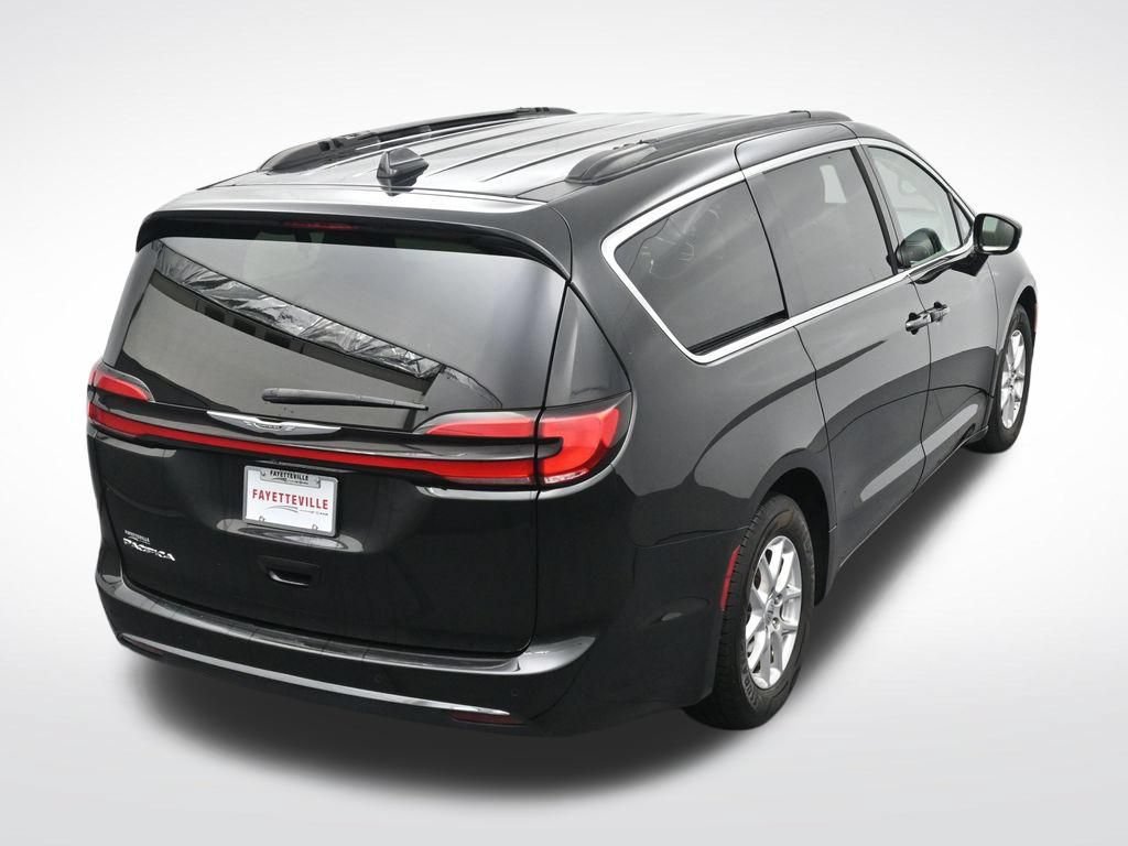 Used 2022 Chrysler Pacifica Touring-L FWD image 25
