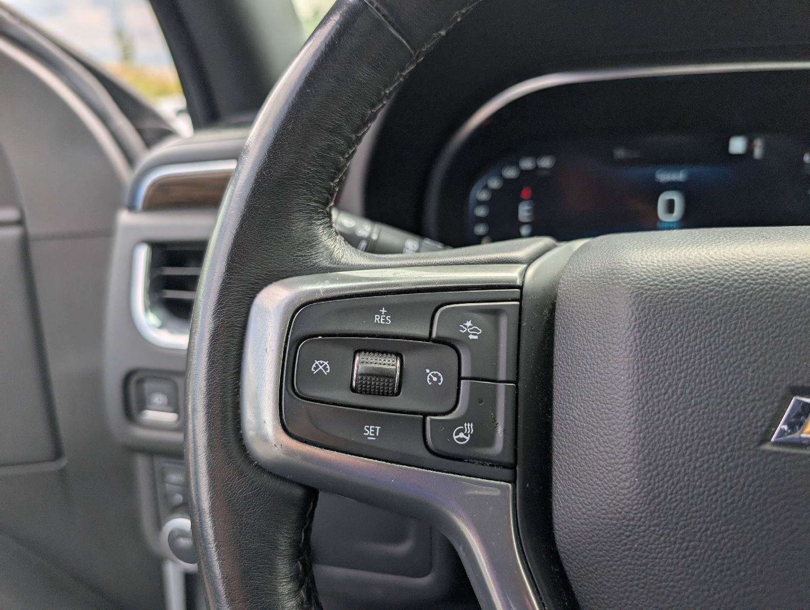 Used 2023 Chevrolet Tahoe Premier AWD/4WD image 12