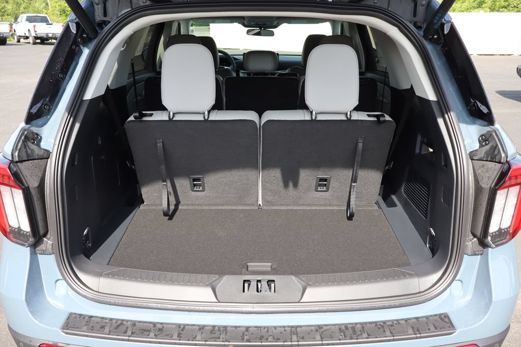New 2026 Ford Explorer Active AWD/4WD image 20