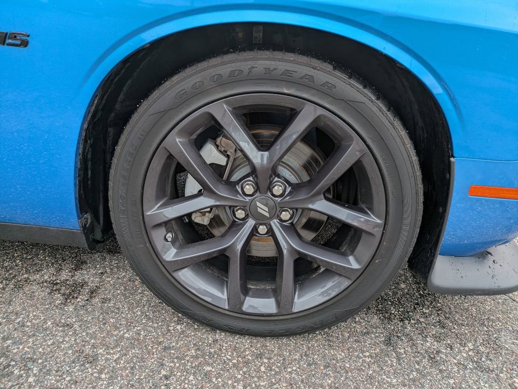 Used 2023 Dodge Challenger R/T w/ Plus Package image 11