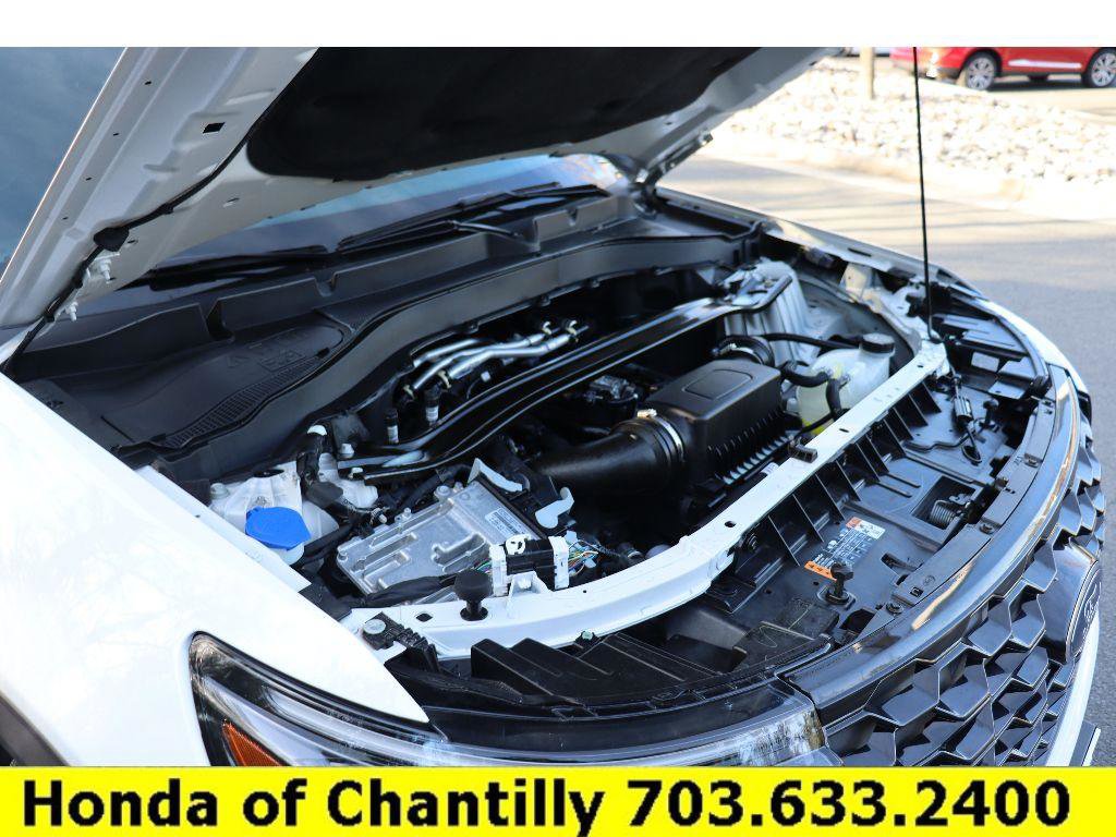 Used 2025 Ford Explorer ST w/ Sun And Sound Package image 29