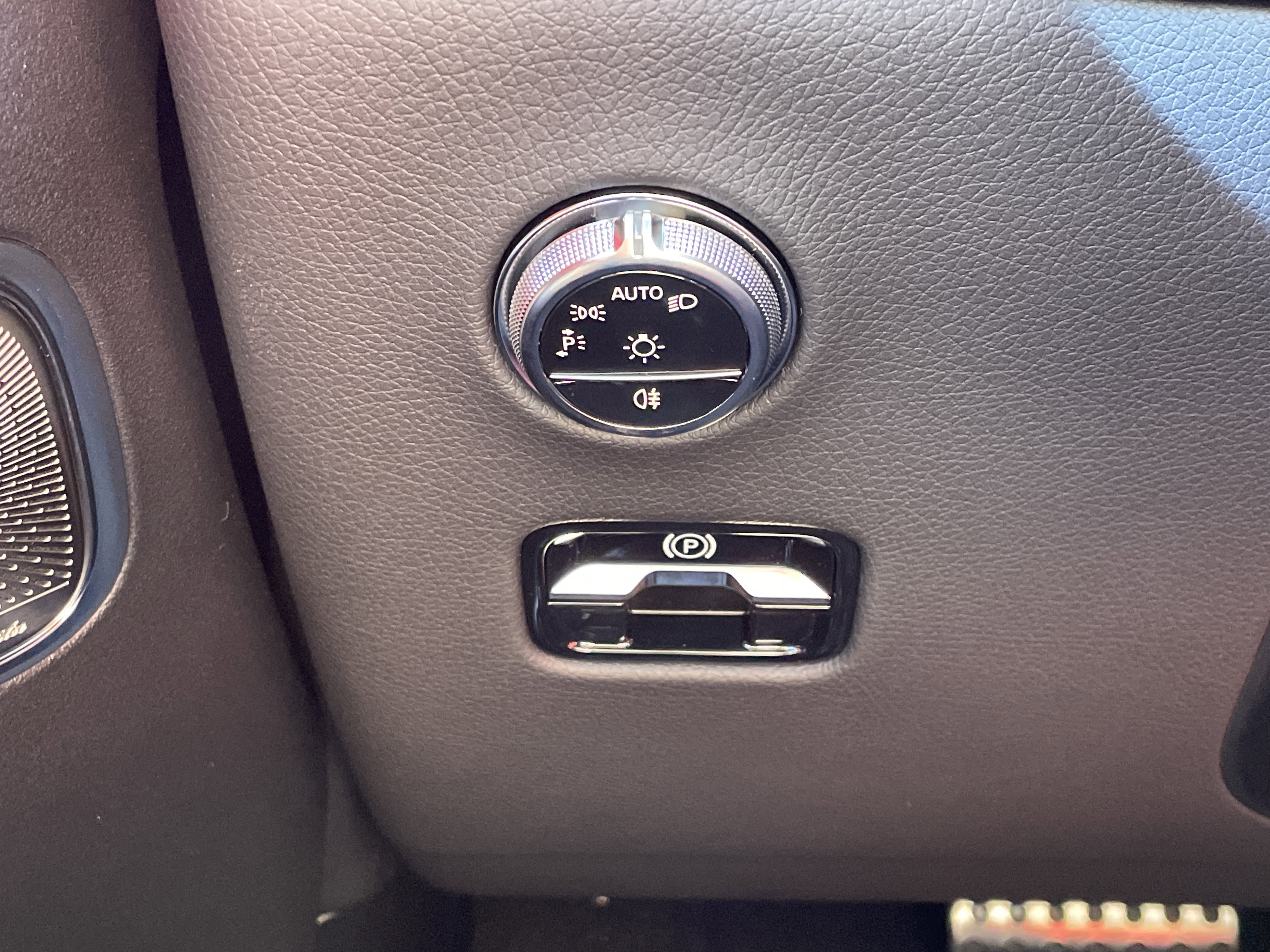 New 2026 Mercedes-Benz GLC 43 AMG 4MATIC Coupe image 23