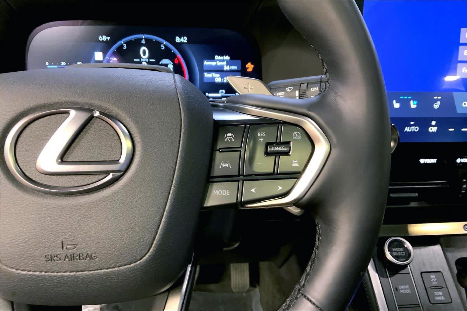 Used 2024 Lexus GX 550 w/ Cold Area Package AWD/4WD image 25