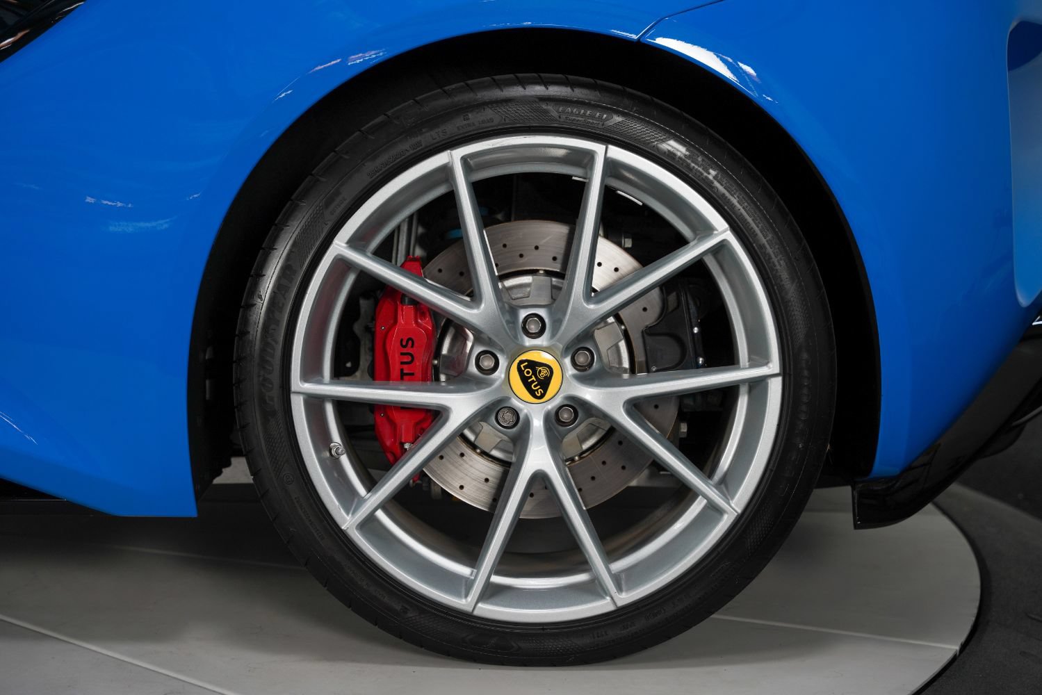 Used 2024 Lotus Emira First Edition RWD image 19