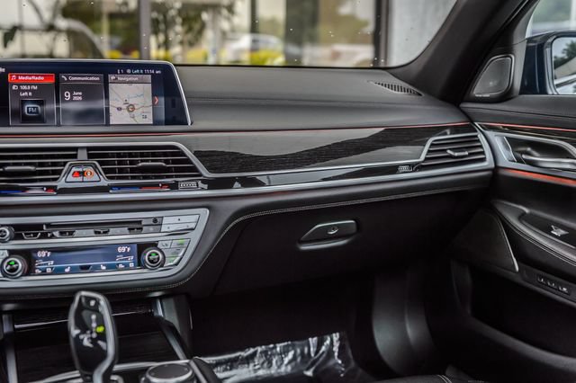 Used 2019 BMW 740i w/ M Sport Package RWD image 35