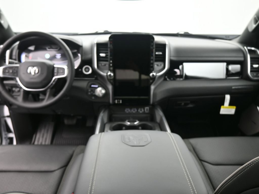 New 2026 RAM 1500 Laramie AWD/4WD image 27