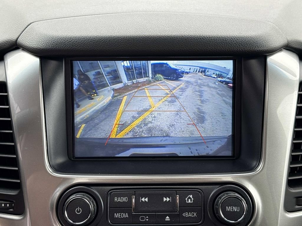 Used 2018 Chevrolet Suburban LT AWD/4WD image 27