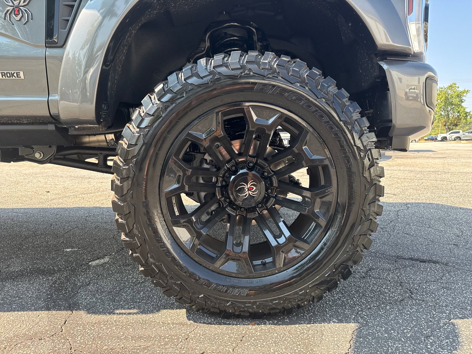 New 2025 Ford F250 Lariat w/ Lariat Ultimate Package image 12