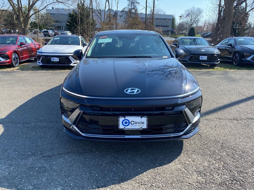 New 2026 Hyundai Sonata SEL FWD image 2