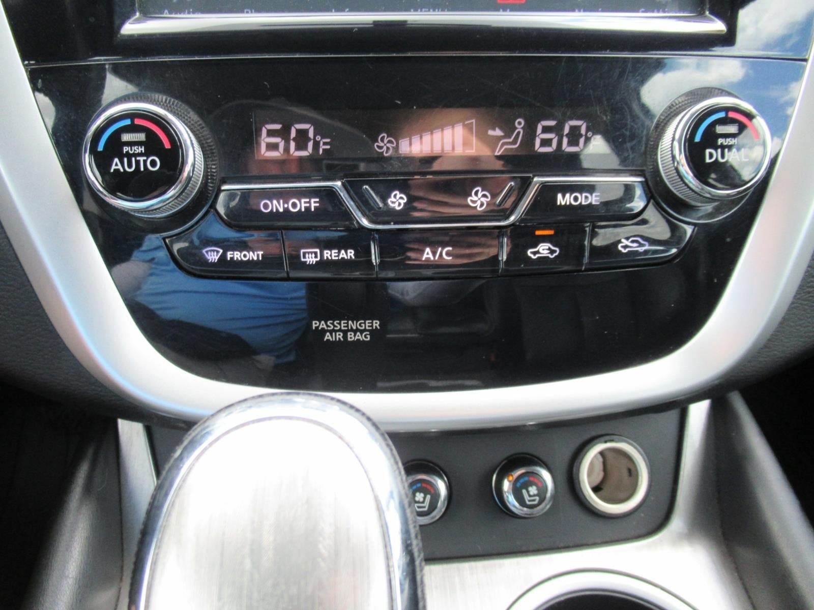 Used 2015 Nissan Murano Platinum AWD/4WD image 26