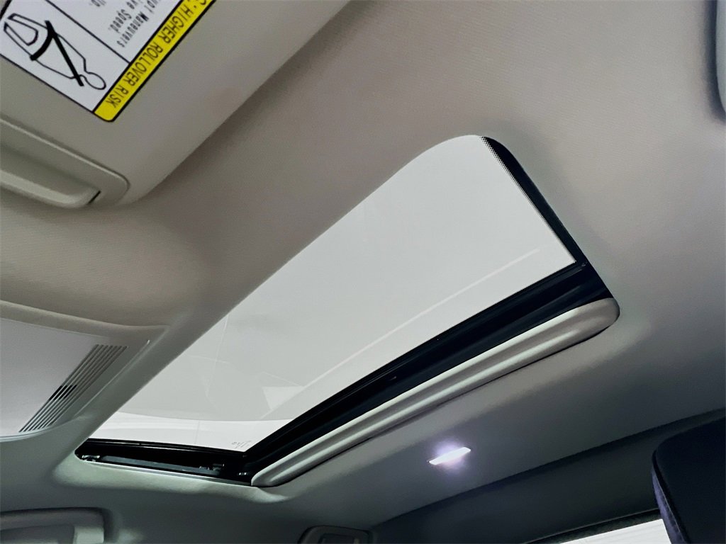 Used 2025 MAZDA CX-30 AWD 2.5 S w/ Preferred Package image 19