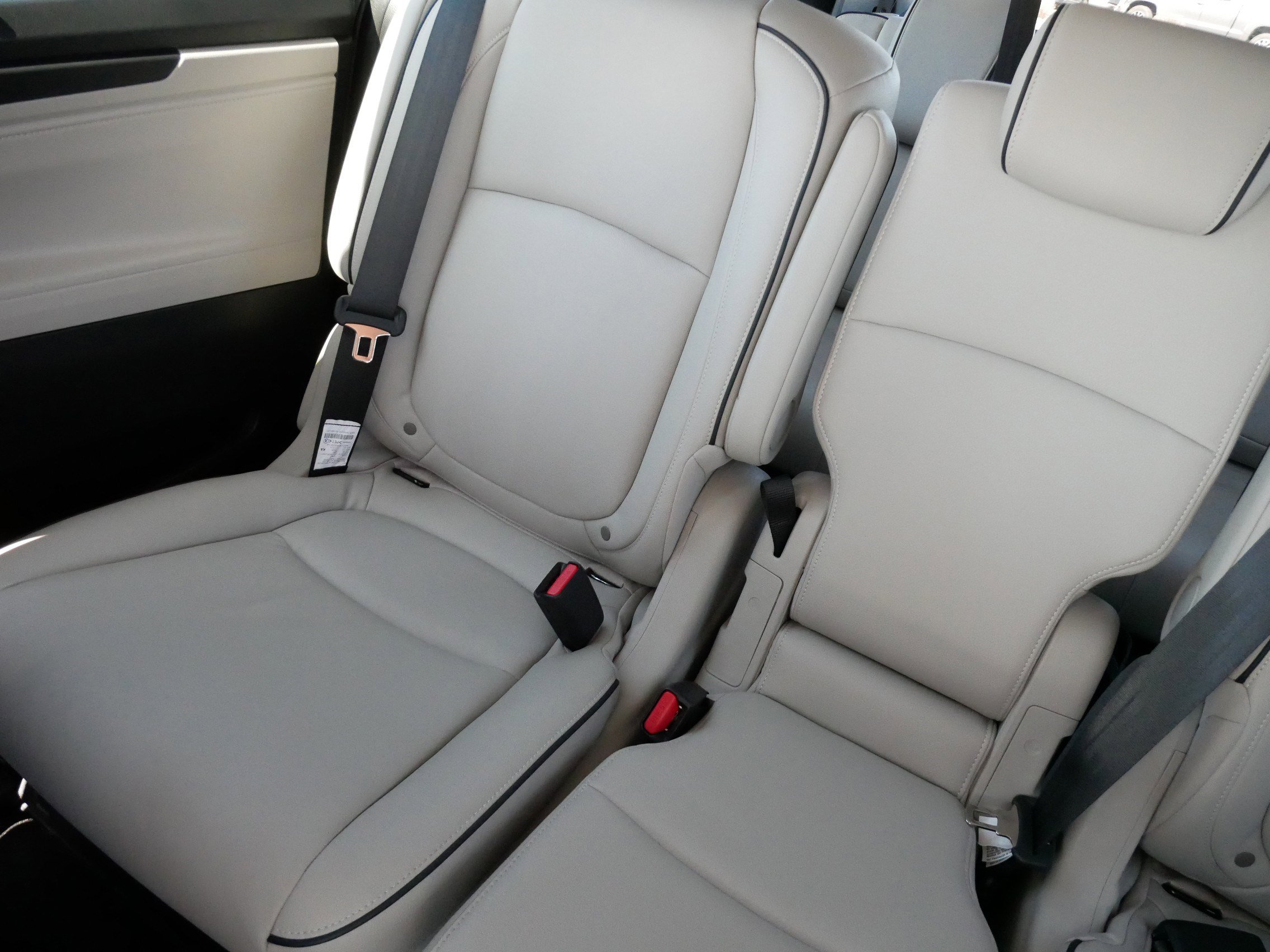 Certified 2026 Honda Odyssey Touring image 12