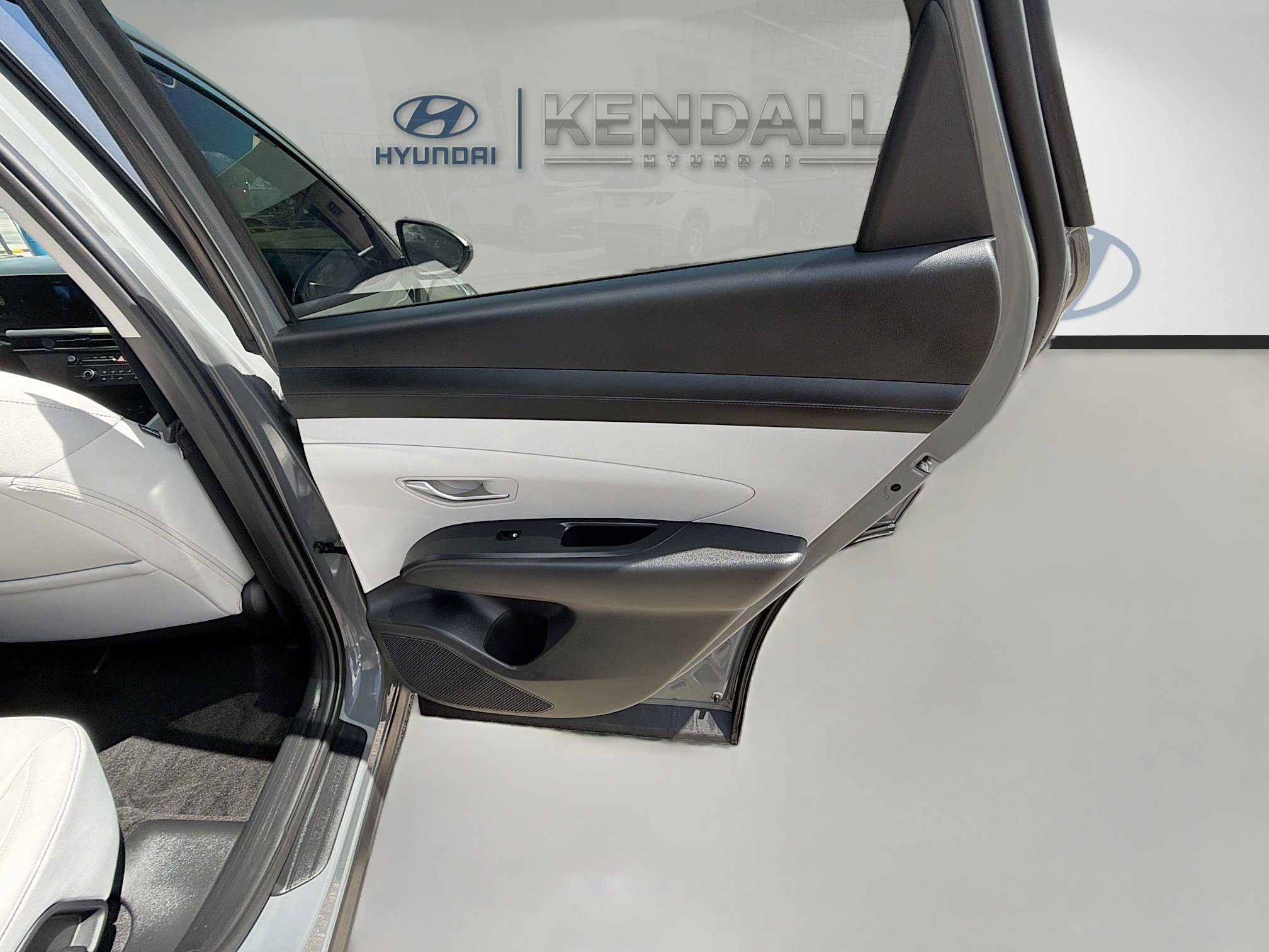 Used 2025 Hyundai Tucson SE image 27