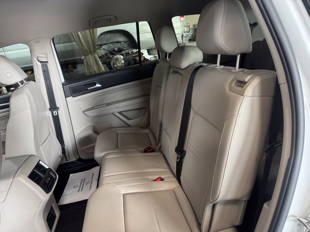 Used 2023 Volkswagen Atlas SE AWD/4WD image 39
