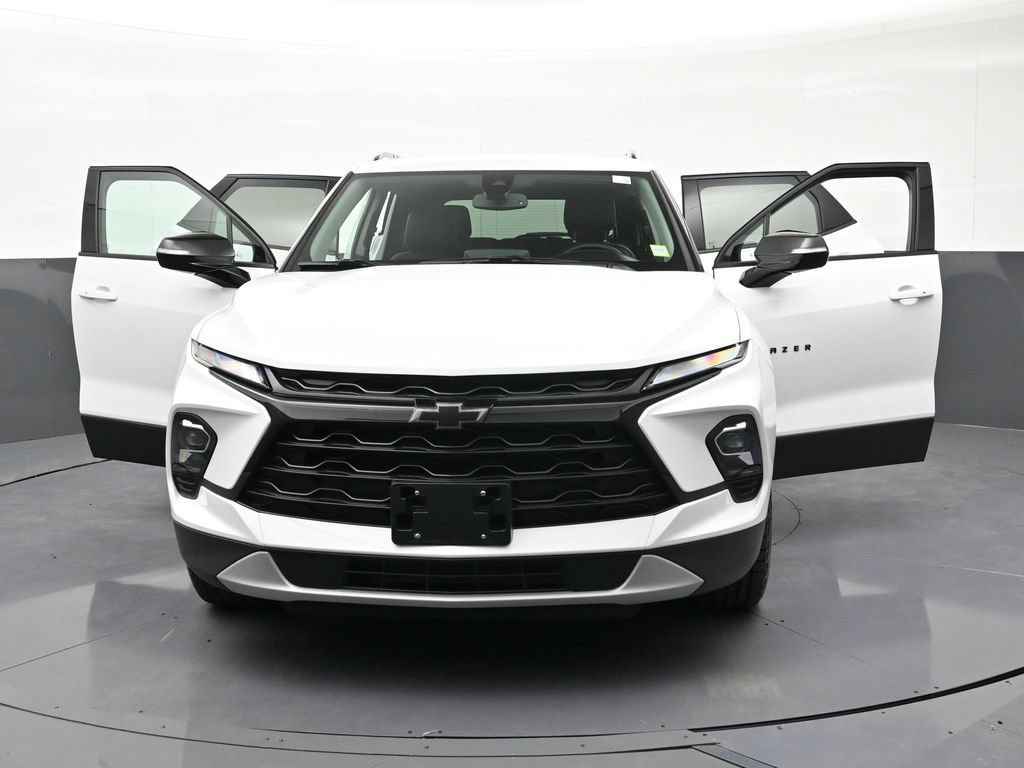 Used 2024 Chevrolet Blazer LT w/ Midnight/Sport Edition AWD/4WD image 38