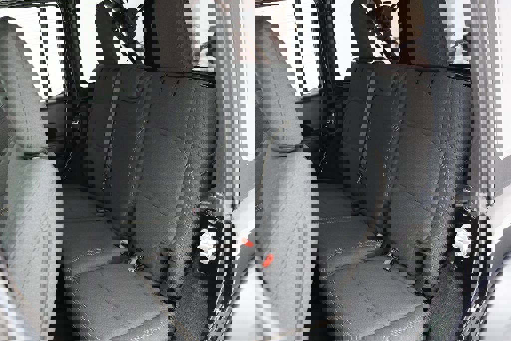 Used 2024 Jeep Wrangler Sport S image 11