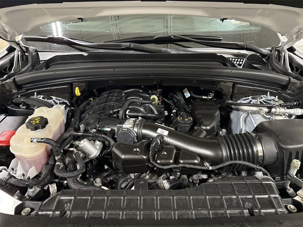 Used 2024 Jeep Grand Cherokee Limited image 25